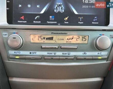 Черный Тойота Камри, объемом двигателя 2.4 л и пробегом 197 тыс. км за 8100 $, фото 23 на Automoto.ua