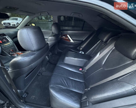 Чорний Тойота Камрі, об'ємом двигуна 3.5 л та пробігом 300 тис. км за 9000 $, фото 7 на Automoto.ua