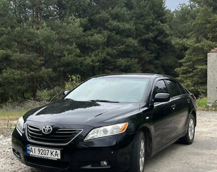 Черный Тойота Камри, объемом двигателя 2.36 л и пробегом 231 тыс. км за 8300 $, фото 1 на Automoto.ua