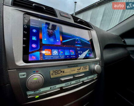 Черный Тойота Камри, объемом двигателя 2.36 л и пробегом 306 тыс. км за 7900 $, фото 6 на Automoto.ua