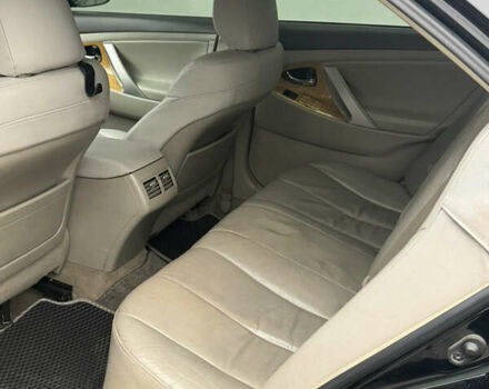 Чорний Тойота Камрі, об'ємом двигуна 2.36 л та пробігом 302 тис. км за 8500 $, фото 9 на Automoto.ua