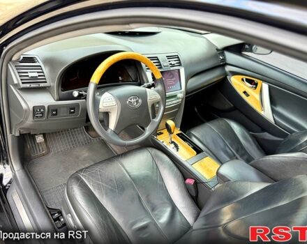 Черный Тойота Камри, объемом двигателя 3.5 л и пробегом 187 тыс. км за 9999 $, фото 3 на Automoto.ua