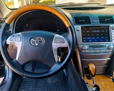 Черный Тойота Камри, объемом двигателя 3.5 л и пробегом 290 тыс. км за 8400 $, фото 10 на Automoto.ua