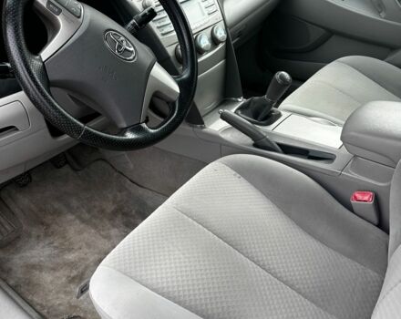 Чорний Тойота Камрі, об'ємом двигуна 2.4 л та пробігом 210 тис. км за 4550 $, фото 7 на Automoto.ua