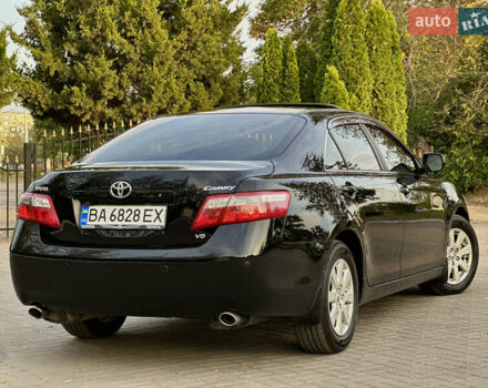 Черный Тойота Камри, объемом двигателя 3.46 л и пробегом 187 тыс. км за 11300 $, фото 14 на Automoto.ua