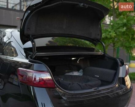 Черный Тойота Камри, объемом двигателя 3.5 л и пробегом 238 тыс. км за 10500 $, фото 14 на Automoto.ua