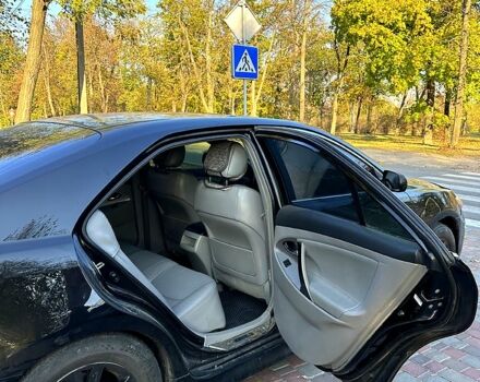 Черный Тойота Камри, объемом двигателя 3.5 л и пробегом 305 тыс. км за 7499 $, фото 3 на Automoto.ua