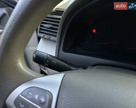 Чорний Тойота Камрі, об'ємом двигуна 2.4 л та пробігом 297 тис. км за 7999 $, фото 30 на Automoto.ua