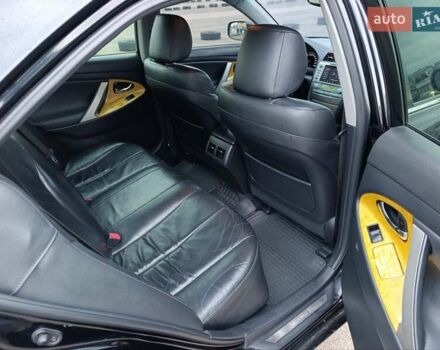 Черный Тойота Камри, объемом двигателя 2.4 л и пробегом 268 тыс. км за 8800 $, фото 18 на Automoto.ua