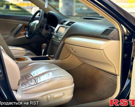 Черный Тойота Камри, объемом двигателя 2.4 л и пробегом 140 тыс. км за 8000 $, фото 10 на Automoto.ua