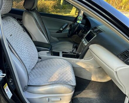 Черный Тойота Камри, объемом двигателя 3.5 л и пробегом 305 тыс. км за 7499 $, фото 4 на Automoto.ua