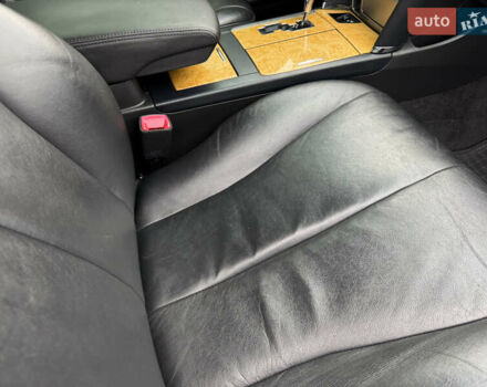 Черный Тойота Камри, объемом двигателя 2.4 л и пробегом 192 тыс. км за 10500 $, фото 22 на Automoto.ua