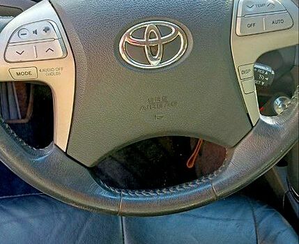 Черный Тойота Камри, объемом двигателя 3.5 л и пробегом 165 тыс. км за 9000 $, фото 1 на Automoto.ua