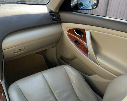 Чорний Тойота Камрі, об'ємом двигуна 3.46 л та пробігом 153 тис. км за 11200 $, фото 13 на Automoto.ua