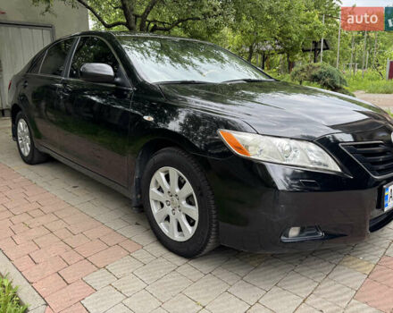 Чорний Тойота Камрі, об'ємом двигуна 3.5 л та пробігом 370 тис. км за 8399 $, фото 1 на Automoto.ua