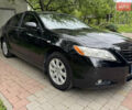 Чорний Тойота Камрі, об'ємом двигуна 3.5 л та пробігом 370 тис. км за 8399 $, фото 1 на Automoto.ua