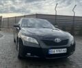 Черный Тойота Камри, объемом двигателя 3.5 л и пробегом 268 тыс. км за 8400 $, фото 1 на Automoto.ua