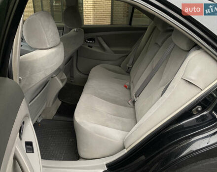 Чорний Тойота Камрі, об'ємом двигуна 2.36 л та пробігом 300 тис. км за 6900 $, фото 11 на Automoto.ua