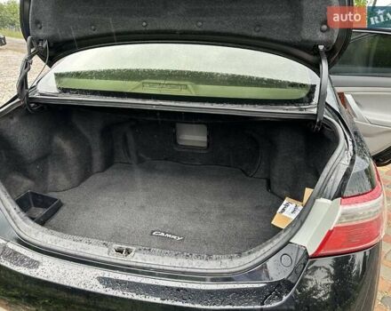 Черный Тойота Камри, объемом двигателя 2.4 л и пробегом 146 тыс. км за 9500 $, фото 6 на Automoto.ua