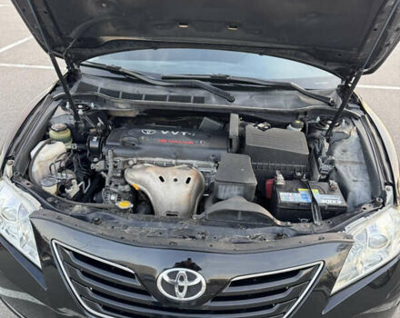 Черный Тойота Камри, объемом двигателя 2.4 л и пробегом 330 тыс. км за 9500 $, фото 10 на Automoto.ua