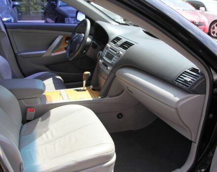 Чорний Тойота Камрі, об'ємом двигуна 3.5 л та пробігом 336 тис. км за 8300 $, фото 21 на Automoto.ua