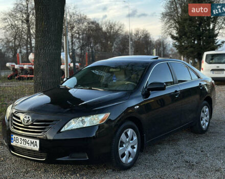 Чорний Тойота Камрі, об'ємом двигуна 2.4 л та пробігом 297 тис. км за 7999 $, фото 8 на Automoto.ua