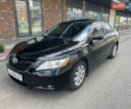 Чорний Тойота Камрі, об'ємом двигуна 2.4 л та пробігом 260 тис. км за 8700 $, фото 1 на Automoto.ua