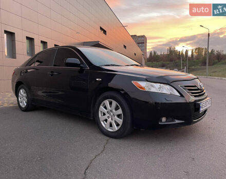 Чорний Тойота Камрі, об'ємом двигуна 3.5 л та пробігом 187 тис. км за 7999 $, фото 1 на Automoto.ua
