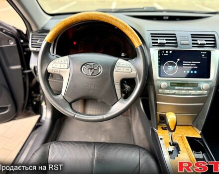 Черный Тойота Камри, объемом двигателя 3.5 л и пробегом 187 тыс. км за 9999 $, фото 6 на Automoto.ua