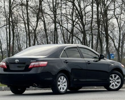 Чорний Тойота Камрі, об'ємом двигуна 2.4 л та пробігом 192 тис. км за 10500 $, фото 3 на Automoto.ua