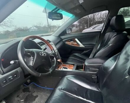 Черный Тойота Камри, объемом двигателя 3.5 л и пробегом 303 тыс. км за 7750 $, фото 4 на Automoto.ua