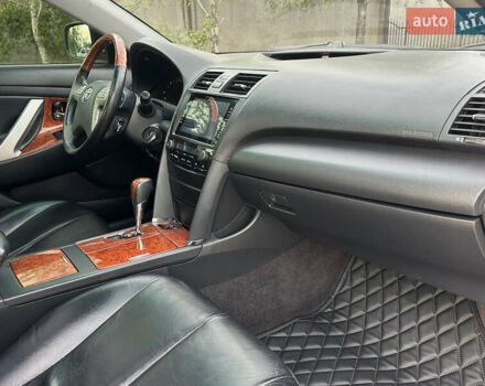 Черный Тойота Камри, объемом двигателя 3.46 л и пробегом 187 тыс. км за 11300 $, фото 31 на Automoto.ua