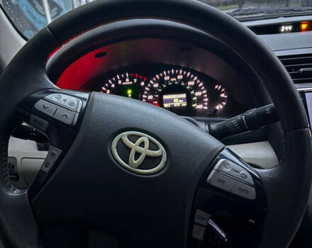 Черный Тойота Камри, объемом двигателя 2.36 л и пробегом 357 тыс. км за 6900 $, фото 7 на Automoto.ua