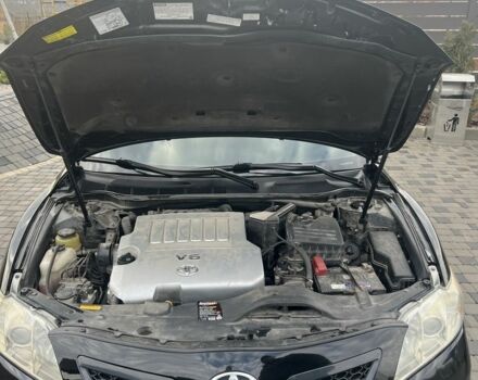 Черный Тойота Камри, объемом двигателя 3.5 л и пробегом 268 тыс. км за 8400 $, фото 2 на Automoto.ua