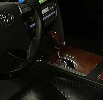 Черный Тойота Камри, объемом двигателя 3.5 л и пробегом 255 тыс. км за 11800 $, фото 27 на Automoto.ua