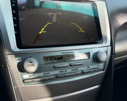 Черный Тойота Камри, объемом двигателя 3.5 л и пробегом 235 тыс. км за 8300 $, фото 17 на Automoto.ua