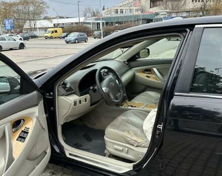 Чорний Тойота Камрі, об'ємом двигуна 2.4 л та пробігом 290 тис. км за 7500 $, фото 8 на Automoto.ua