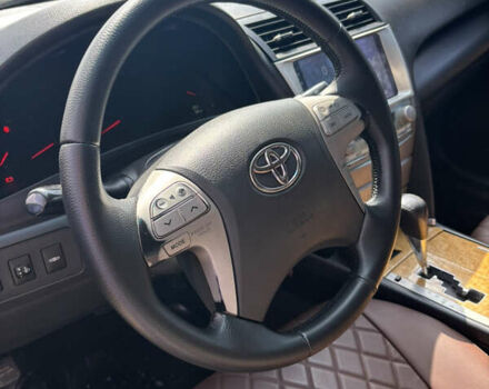 Черный Тойота Камри, объемом двигателя 2.36 л и пробегом 320 тыс. км за 7000 $, фото 6 на Automoto.ua