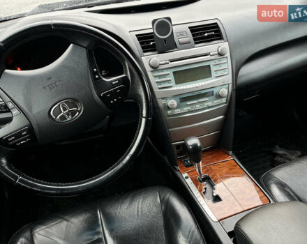 Тойота Камри 2007 в Киеве на Automoto.ua Черный Тойота Камри, объемом двигателя 2.36 л и пробегом 190 тыс. км за 9000 $, фото 9 на Automoto.ua