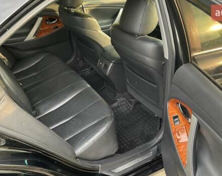 Черный Тойота Камри, объемом двигателя 2.36 л и пробегом 190 тыс. км за 8000 $, фото 6 на Automoto.ua