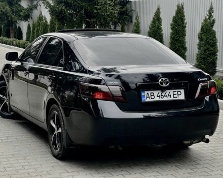 Черный Тойота Камри, объемом двигателя 2.4 л и пробегом 360 тыс. км за 8400 $, фото 2 на Automoto.ua