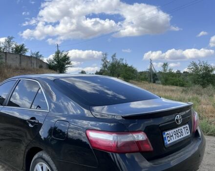 Чорний Тойота Камрі, об'ємом двигуна 2.4 л та пробігом 319 тис. км за 8000 $, фото 2 на Automoto.ua