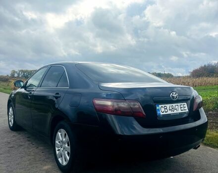 Черный Тойота Камри, объемом двигателя 2.4 л и пробегом 343 тыс. км за 8500 $, фото 2 на Automoto.ua