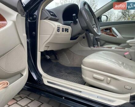 Черный Тойота Камри, объемом двигателя 2.4 л и пробегом 227 тыс. км за 8600 $, фото 15 на Automoto.ua