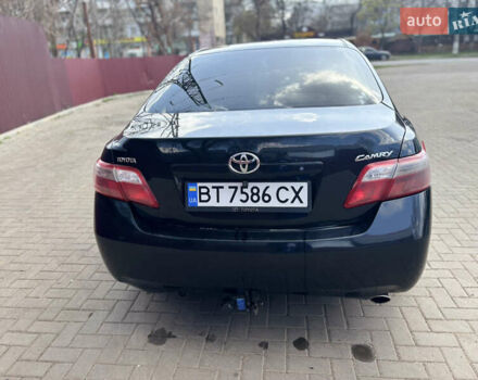 Черный Тойота Камри, объемом двигателя 2.36 л и пробегом 320 тыс. км за 7000 $, фото 4 на Automoto.ua