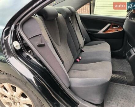 Черный Тойота Камри, объемом двигателя 2.4 л и пробегом 304 тыс. км за 6990 $, фото 10 на Automoto.ua