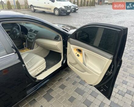 Чорний Тойота Камрі, об'ємом двигуна 3.5 л та пробігом 268 тис. км за 8400 $, фото 15 на Automoto.ua