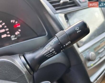 Черный Тойота Камри, объемом двигателя 2.4 л и пробегом 197 тыс. км за 8100 $, фото 19 на Automoto.ua