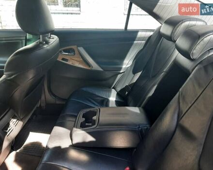 Черный Тойота Камри, объемом двигателя 2.4 л и пробегом 320 тыс. км за 10000 $, фото 12 на Automoto.ua