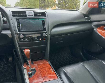 Черный Тойота Камри, объемом двигателя 3.46 л и пробегом 187 тыс. км за 11300 $, фото 37 на Automoto.ua